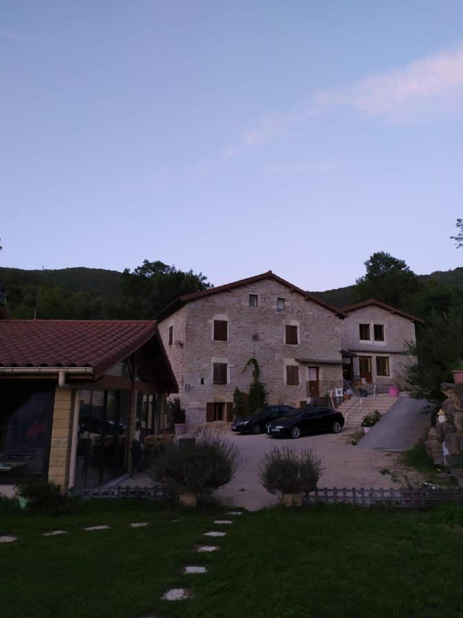 Au Temps Des Amours Bolozon Exterior photo